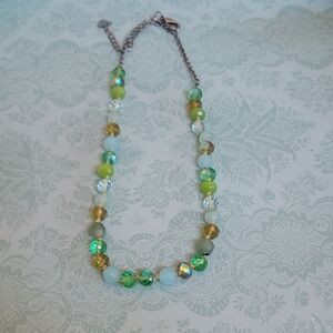 Elegant Green and Gold Beaded Necklace